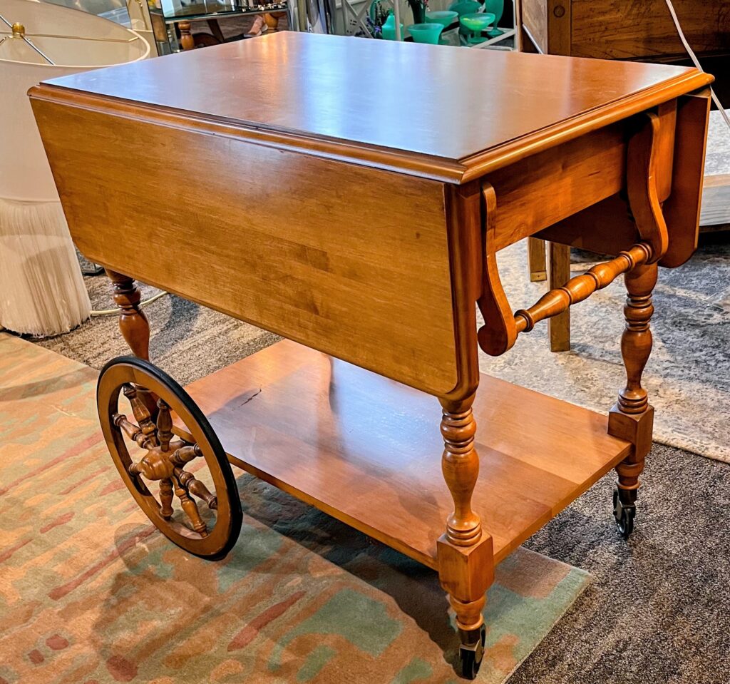 1970s Early American Solid Maple Drop-Leaf Tea Cart