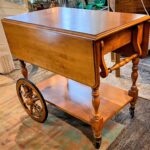 1970s Early American Solid Maple Drop-Leaf Tea Cart